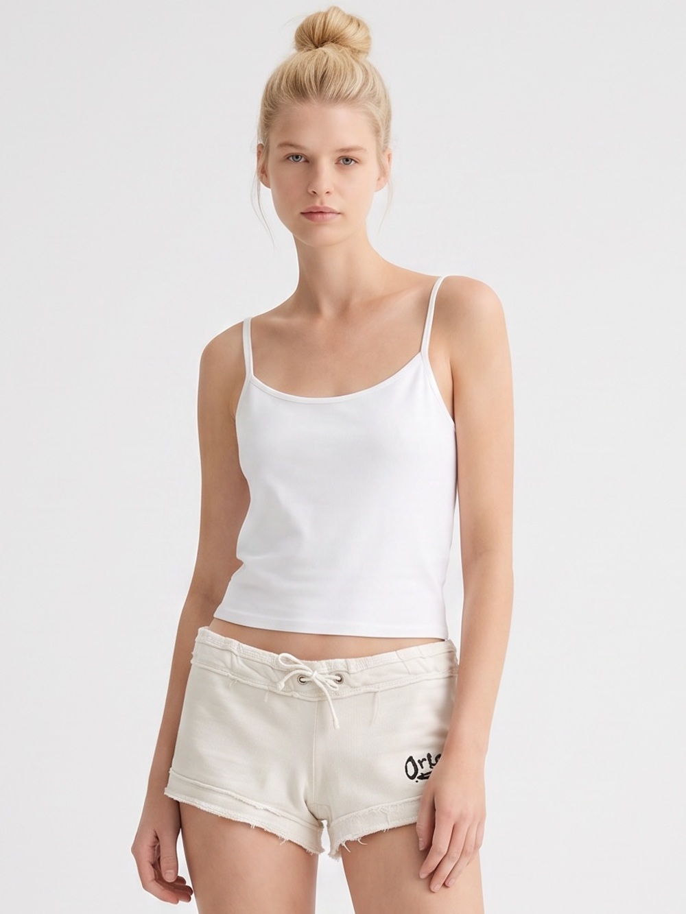 Vintage Y2K U.S Apparel white mini shorts. Sporty. Retro. Low rise. M